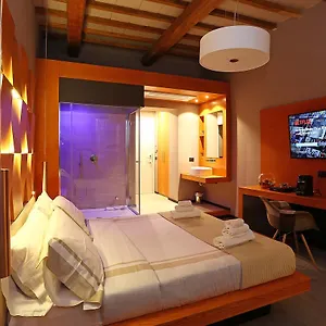 https://unicum-campo-marzio.it-romehotels.com
