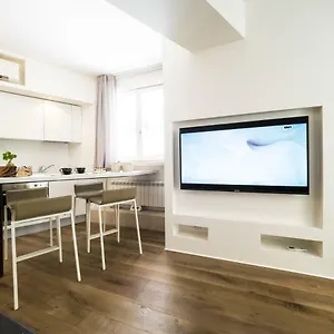 http://gallery-house.hotels-perugia.com